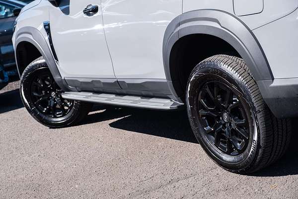 2025 LDV D90 Executive SV9A