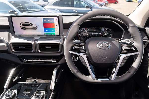 2025 LDV D90 Executive SV9A