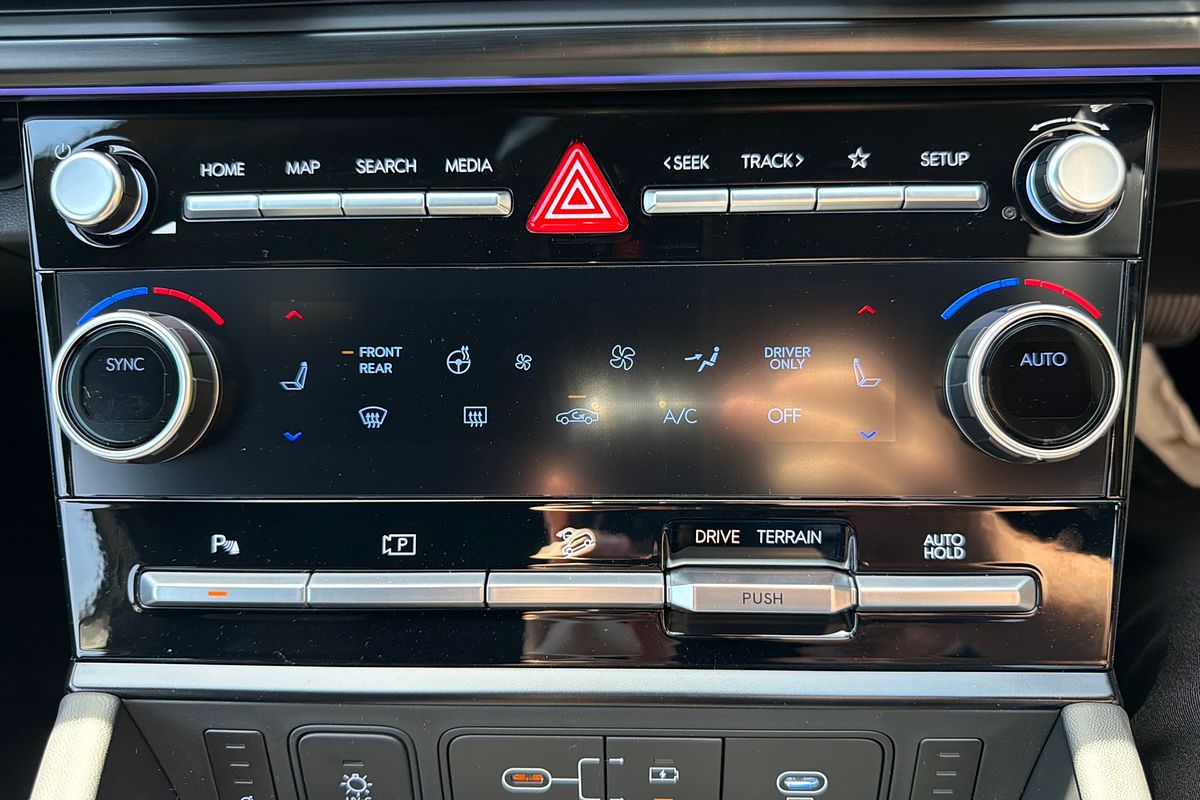 2025 Hyundai Santa Fe Hybrid Calligraphy MX5.V2