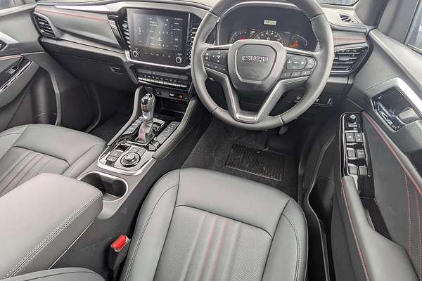 2025 Isuzu MU-X X-TERRAIN