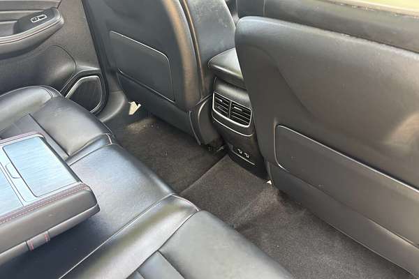 2021 MG HS Essence SAS23