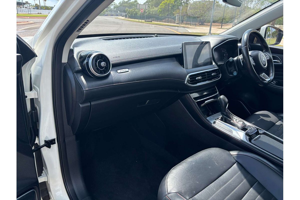 2021 MG HS Essence SAS23