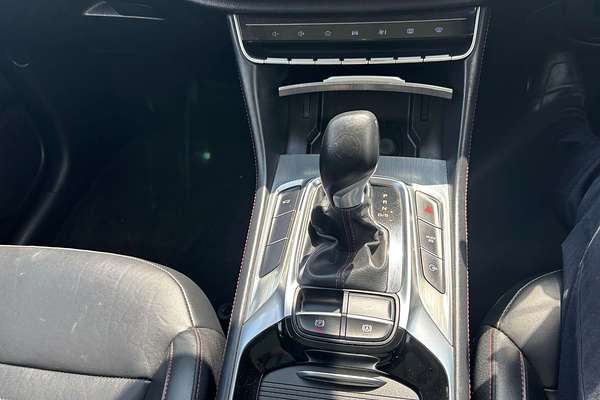 2021 MG HS Essence SAS23