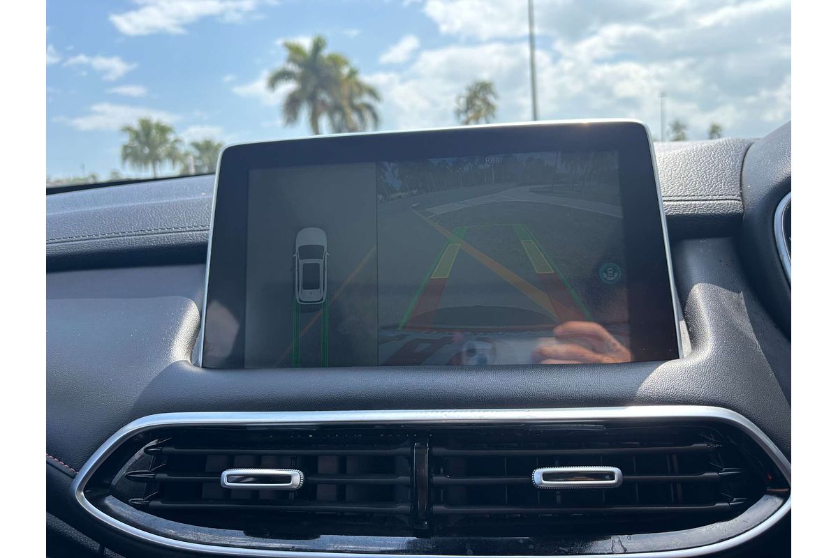 2021 MG HS Essence SAS23