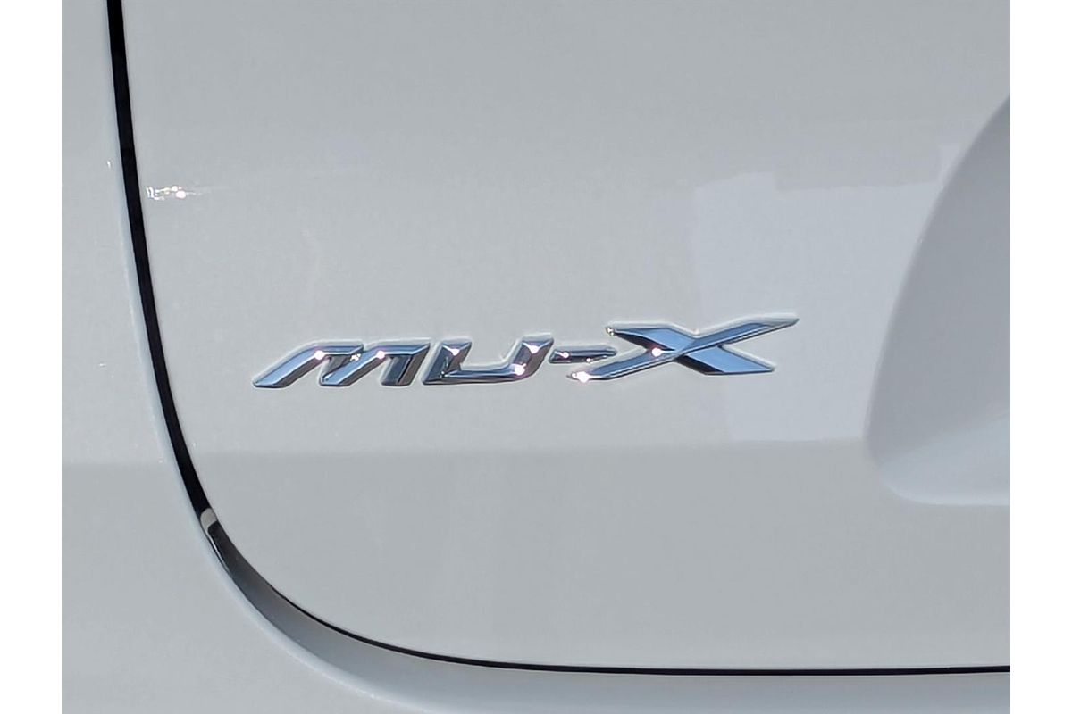 2025 Isuzu MU-X X-TERRAIN