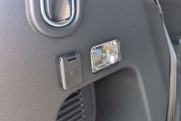 2025 Isuzu MU-X X-TERRAIN