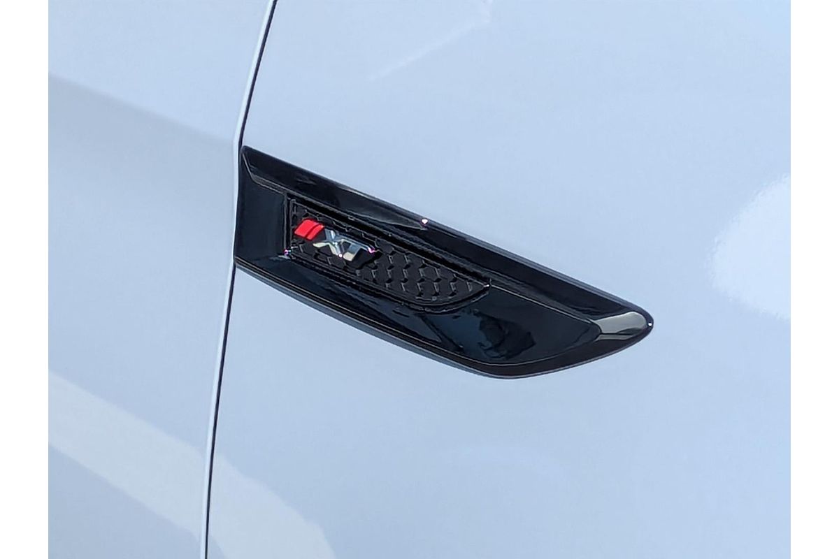 2025 Isuzu MU-X X-TERRAIN