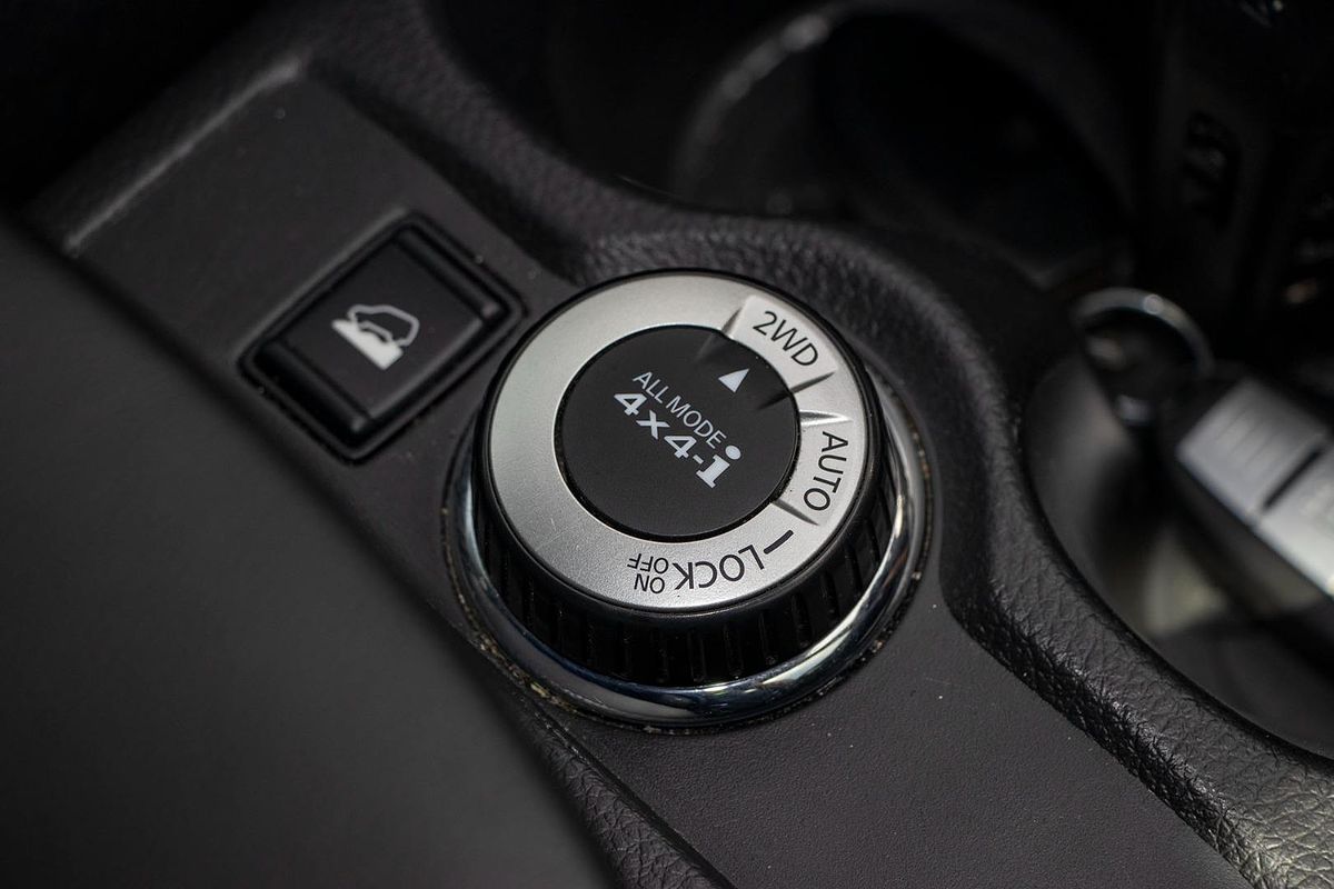 2016 Nissan X-TRAIL ST T32