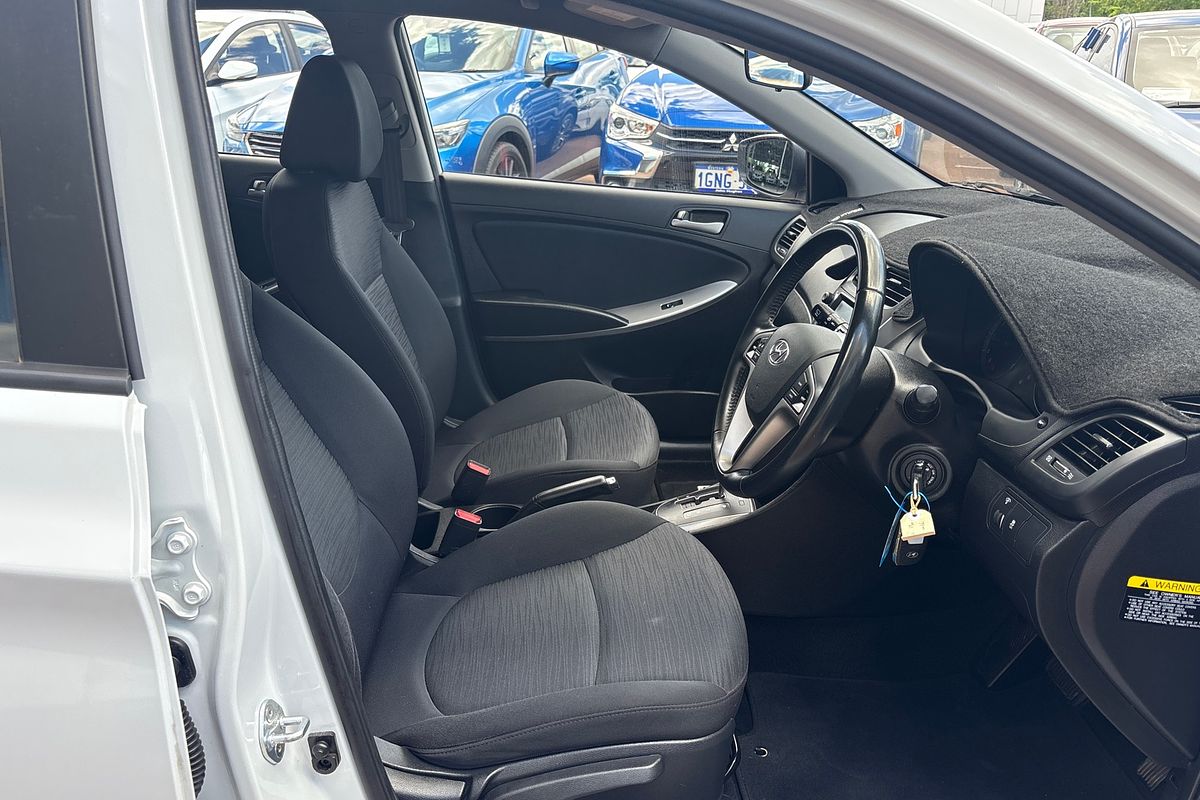 2018 Hyundai Accent Sport RB6