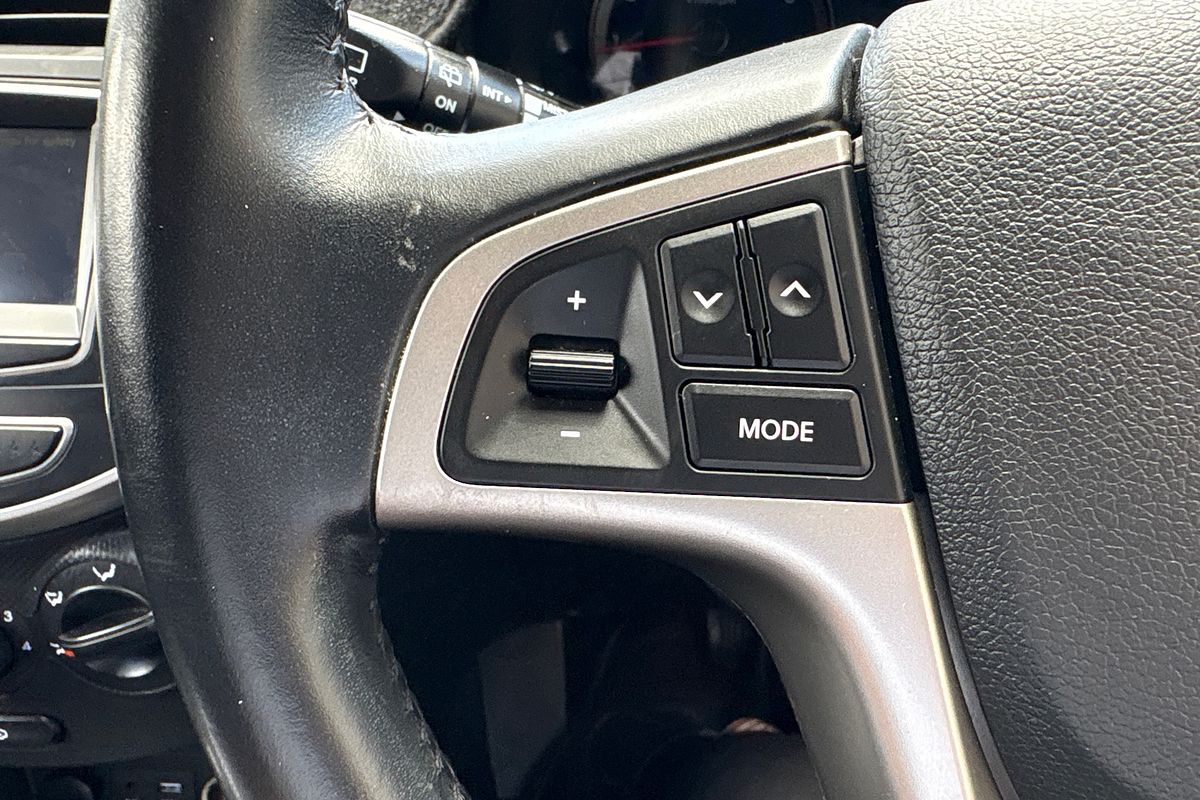 2018 Hyundai Accent Sport RB6