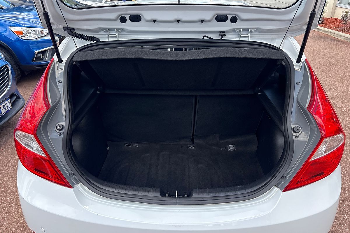 2018 Hyundai Accent Sport RB6