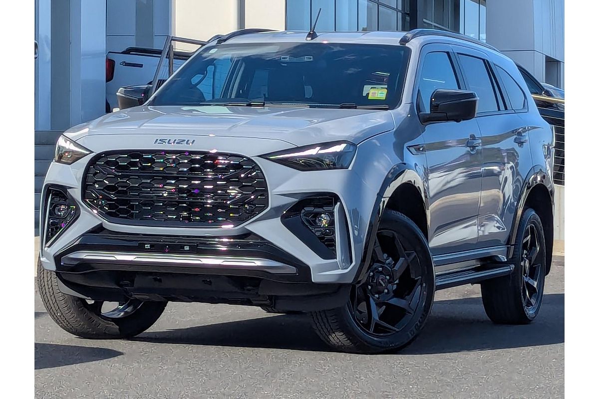 2025 Isuzu MU-X X-TERRAIN
