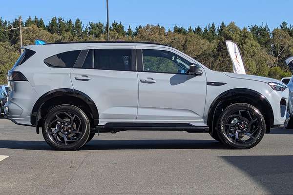 2025 Isuzu MU-X X-TERRAIN