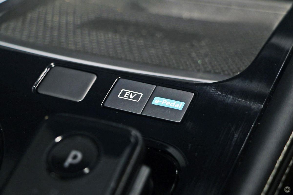 2025 Nissan X-TRAIL Ti e-POWER T33