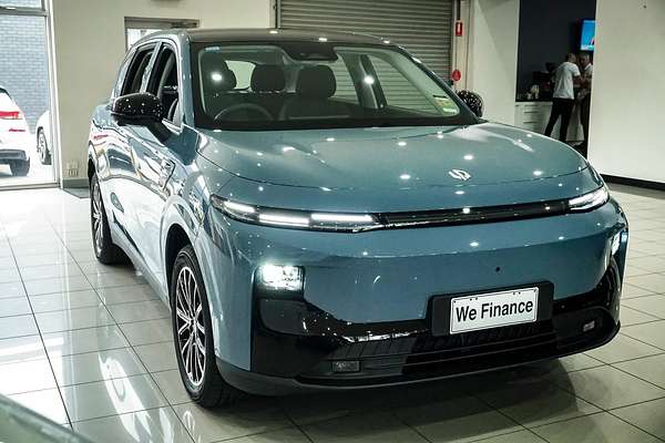 2025 Leapmotor B10 Style A12