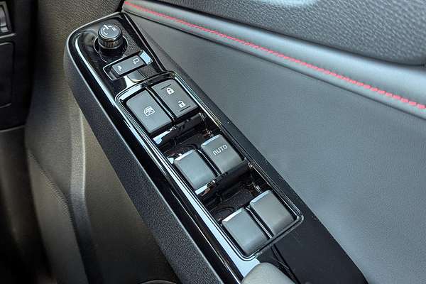 2025 Isuzu MU-X X-TERRAIN