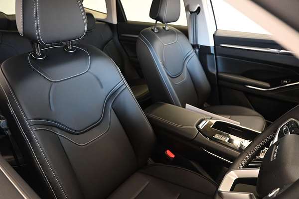 2025 GWM Haval H6 Lux B01