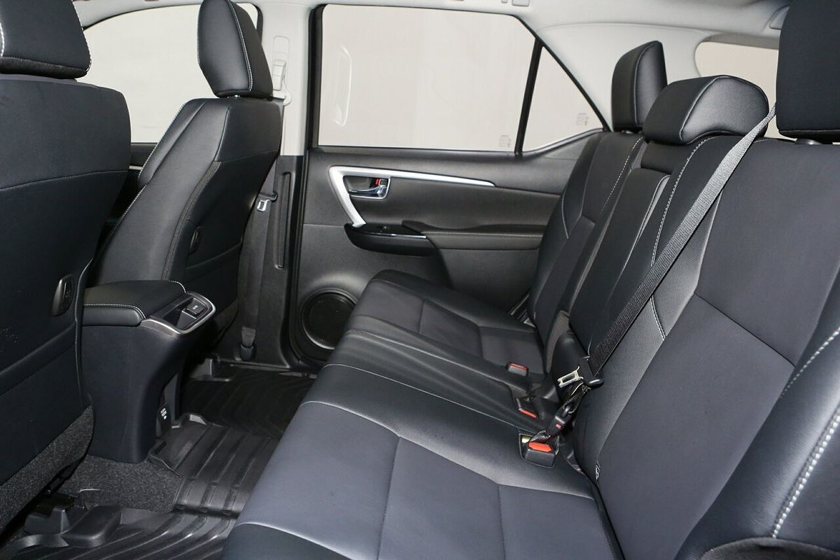 2025 Toyota Fortuner Crusade GUN156R