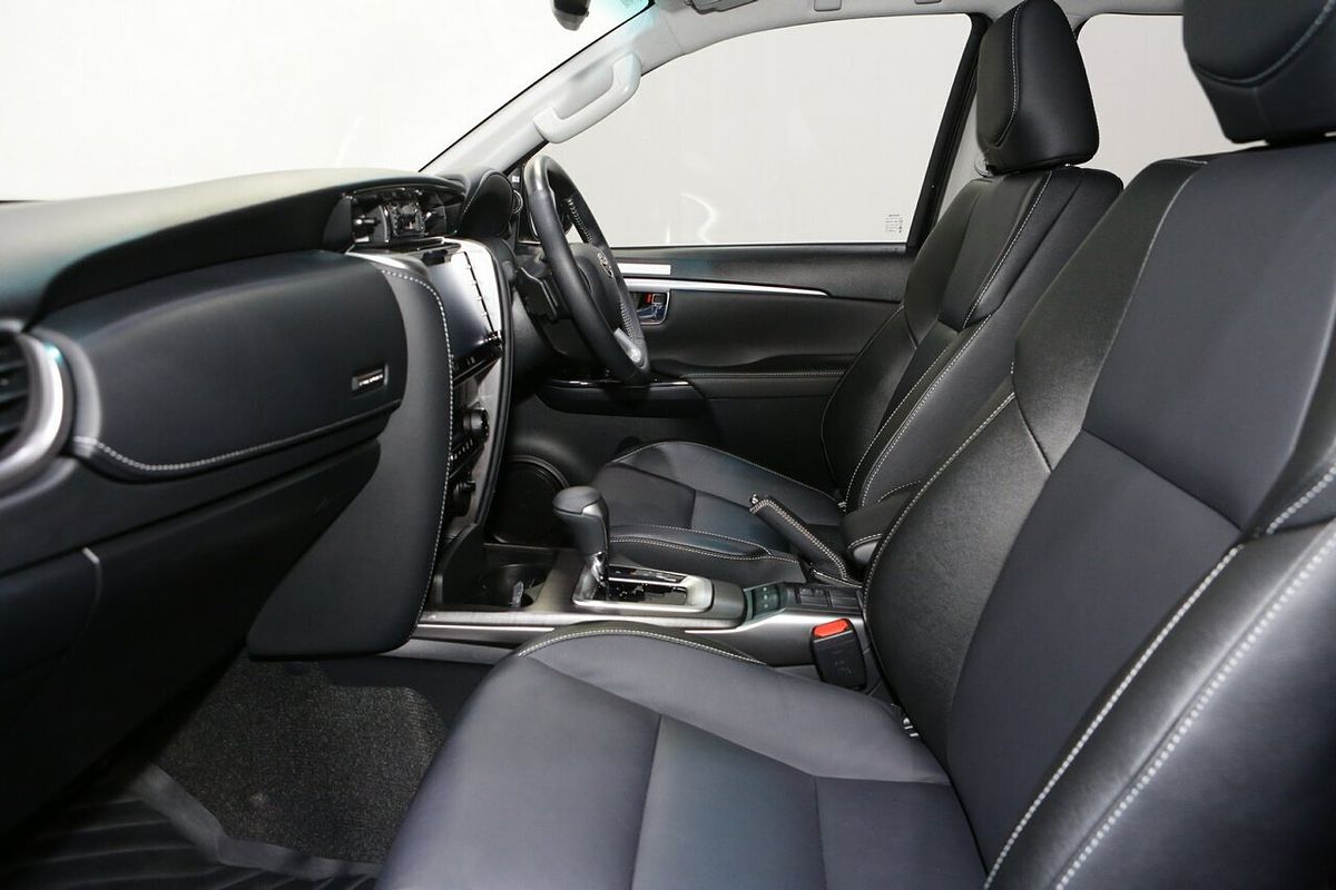 2025 Toyota Fortuner Crusade GUN156R