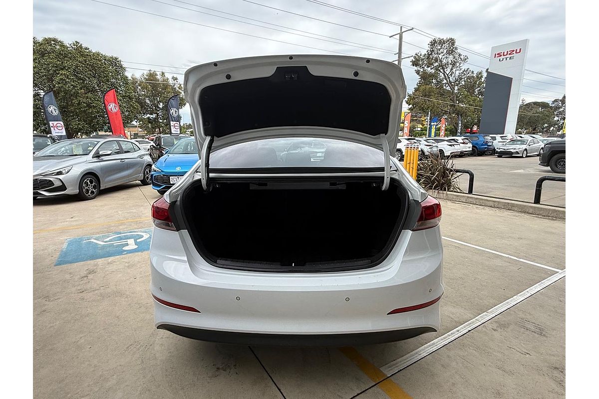 2018 Hyundai Elantra Elite AD