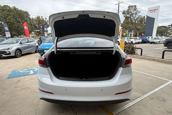 2018 Hyundai Elantra Elite AD