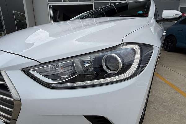 2018 Hyundai Elantra Elite AD