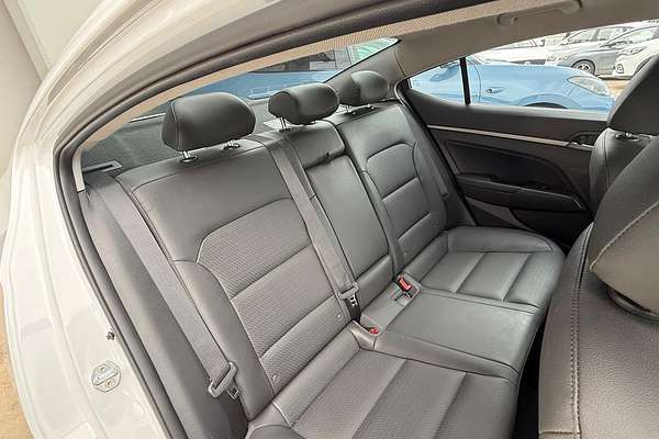 2018 Hyundai Elantra Elite AD