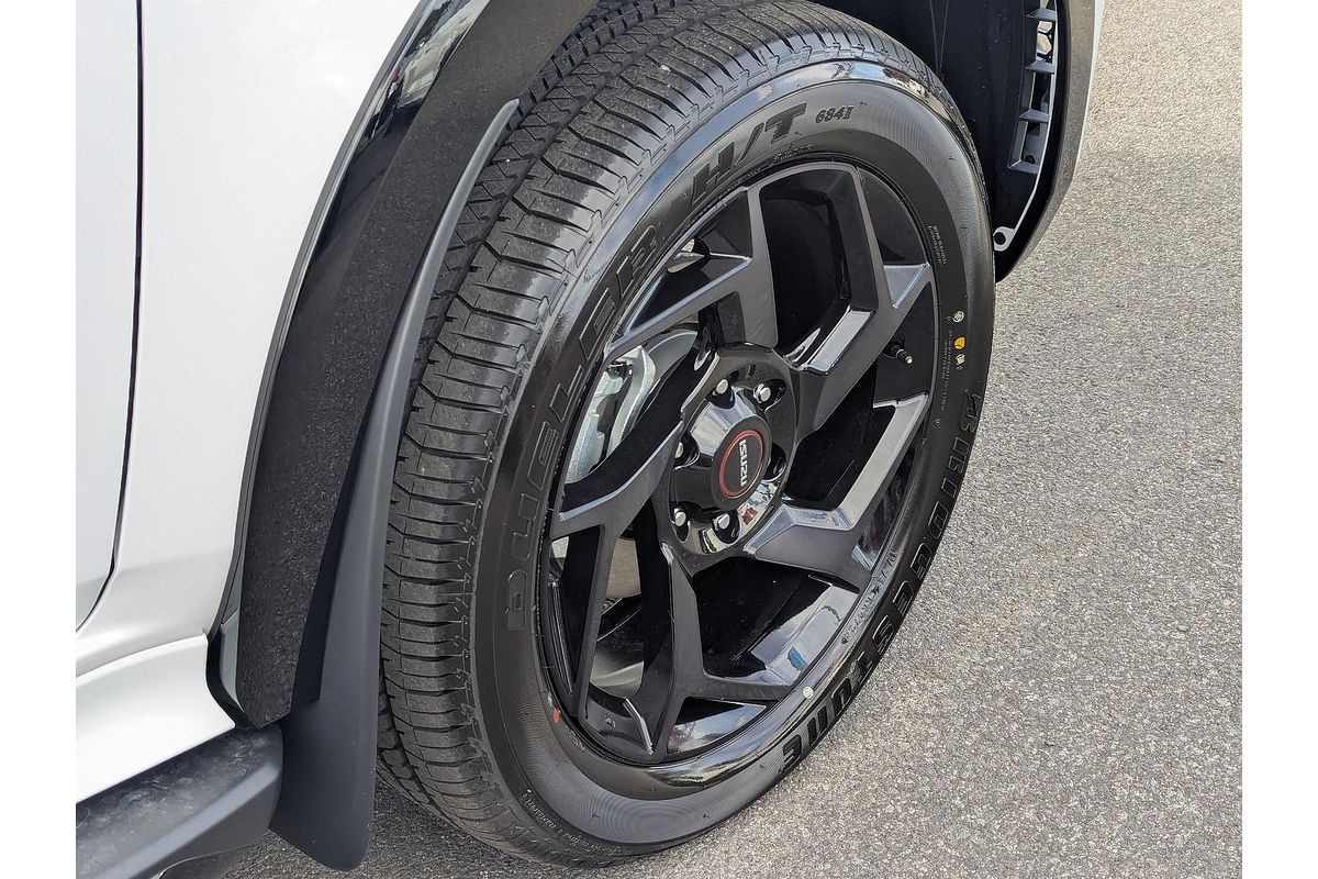 2025 Isuzu MU-X X-TERRAIN