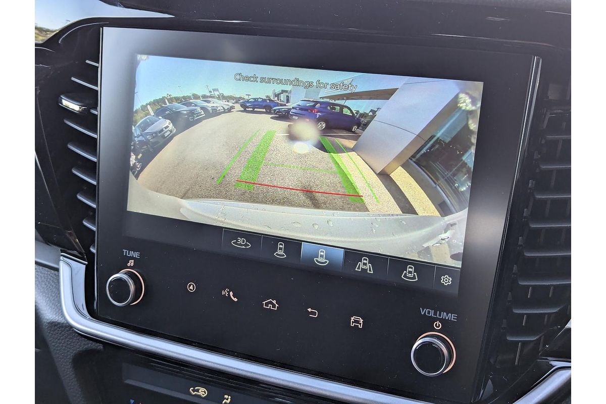 2025 Isuzu MU-X LS-T