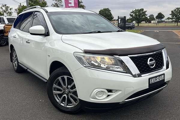 2015 Nissan Pathfinder ST R52