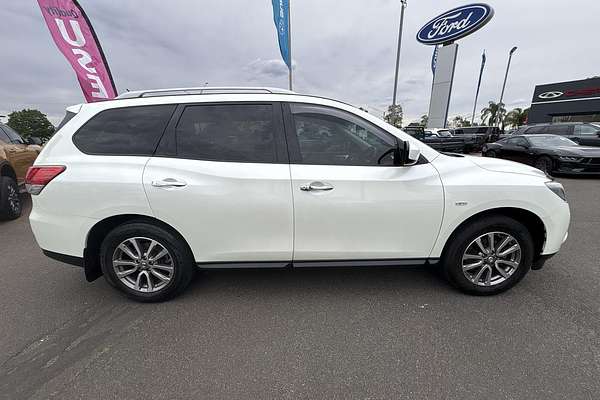 2015 Nissan Pathfinder ST R52