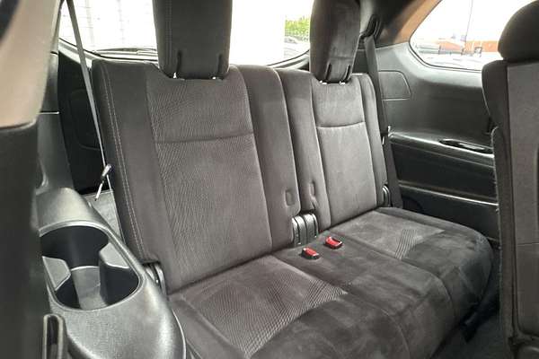 2015 Nissan Pathfinder ST R52