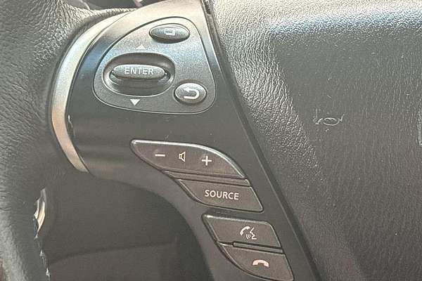 2015 Nissan Pathfinder ST R52