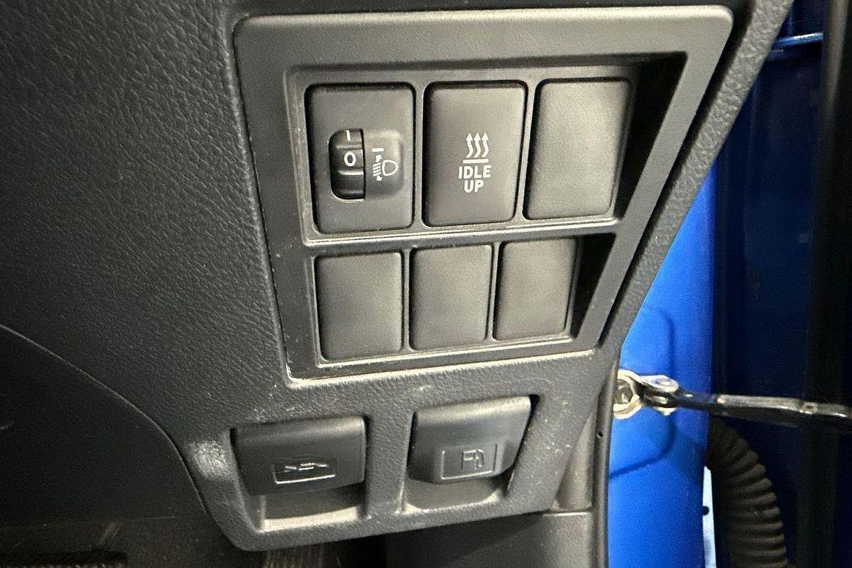 2016 Toyota Hilux SR GUN126R 4X4