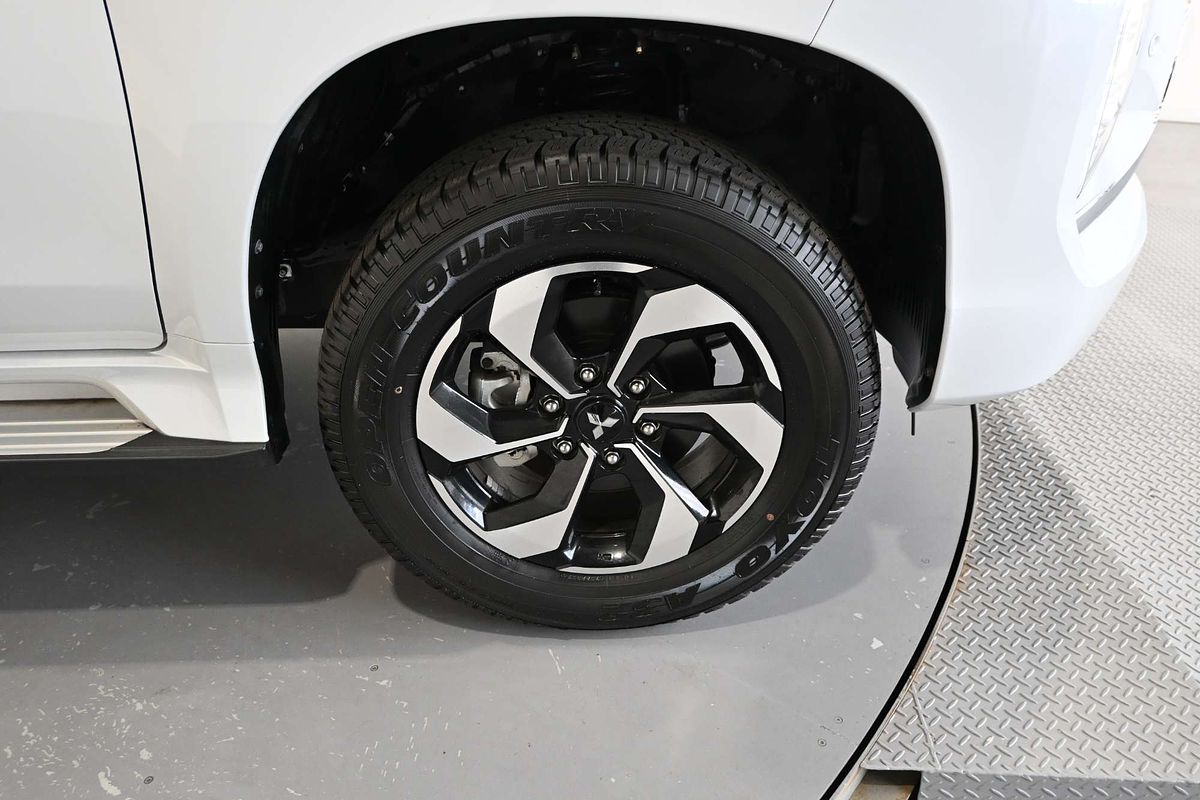 2024 Mitsubishi Pajero Sport Exceed QG