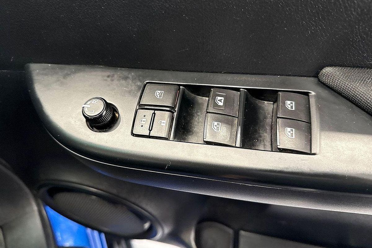 2016 Toyota Hilux SR GUN126R 4X4