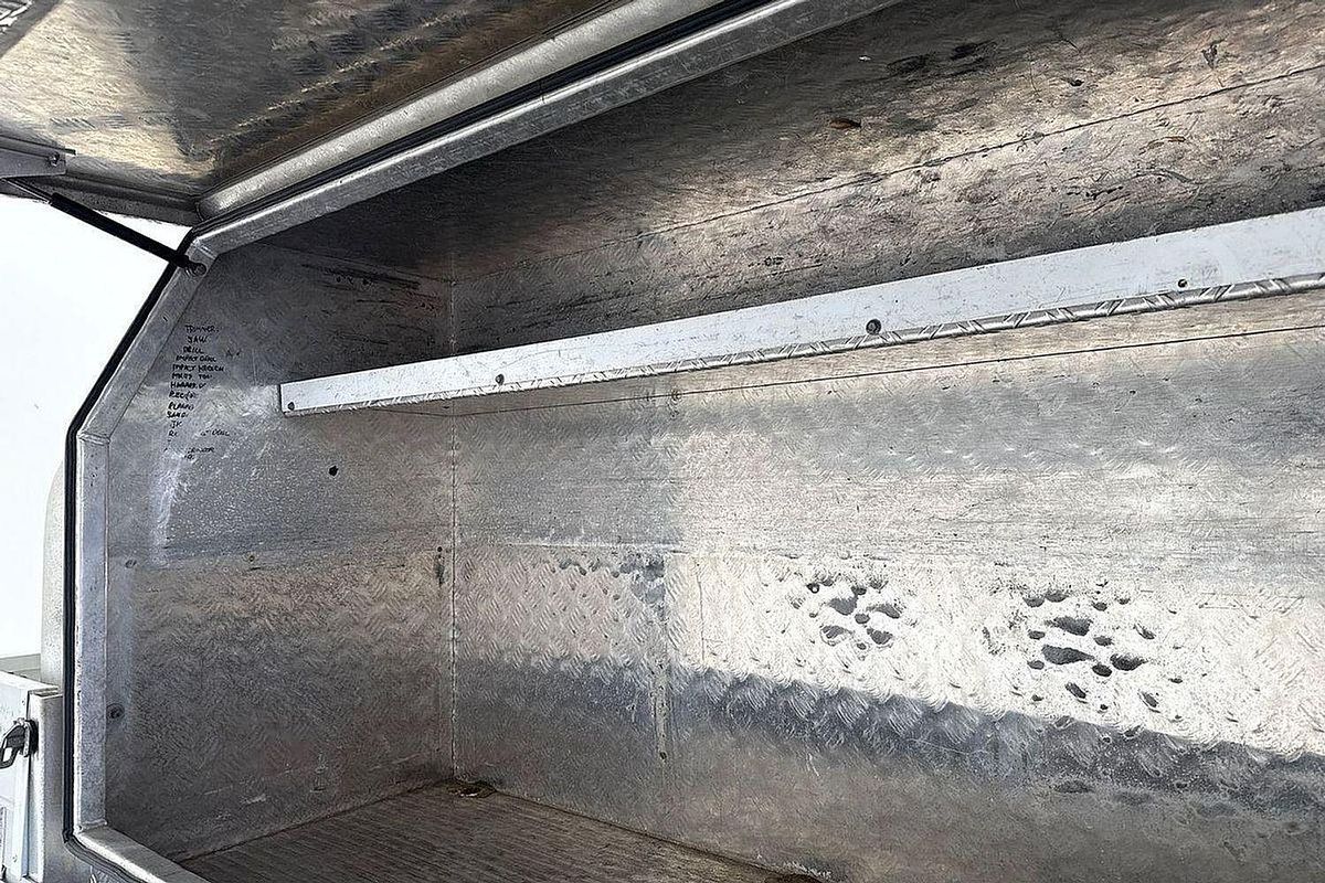 2016 Toyota Hilux SR GUN126R 4X4