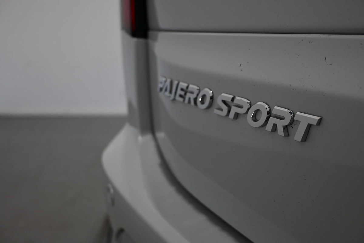 2024 Mitsubishi Pajero Sport GLS QG