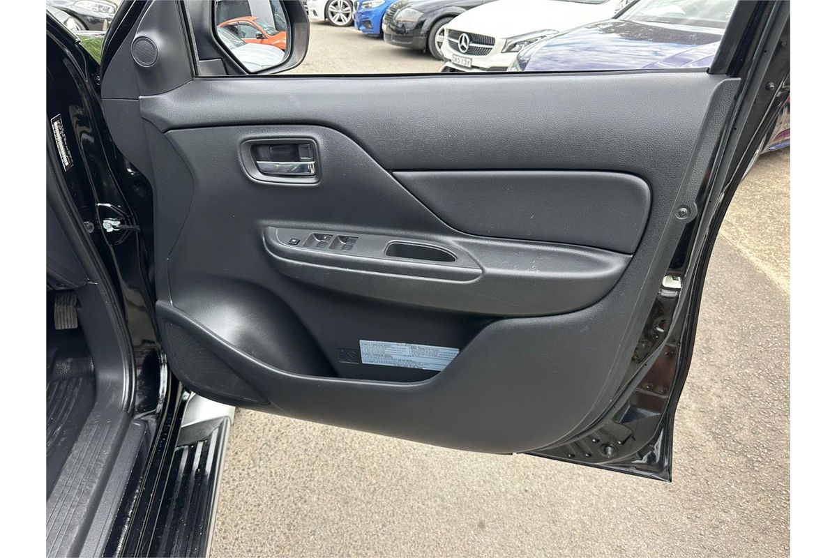 2019 Mitsubishi Triton GLX+ MR 4X4