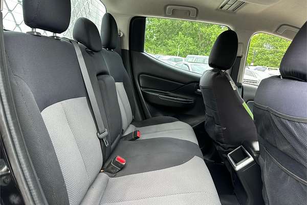 2019 Mitsubishi Triton GLX+ MR 4X4