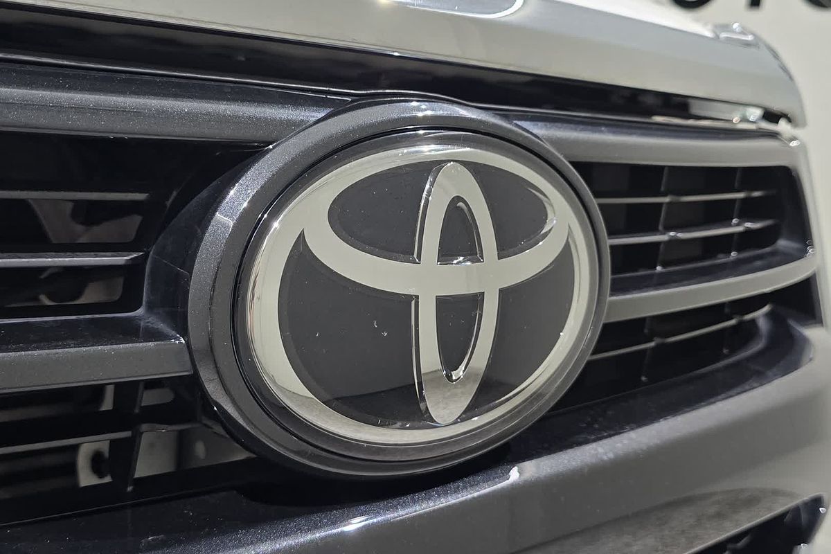 2021 Toyota Hilux SR5 GUN126R 4X4