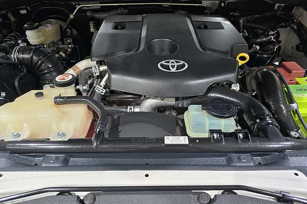 2021 Toyota Hilux SR5 GUN126R 4X4