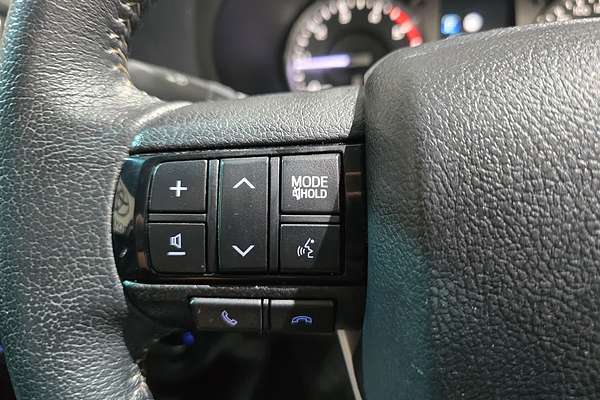 2021 Toyota Hilux SR5 GUN126R 4X4