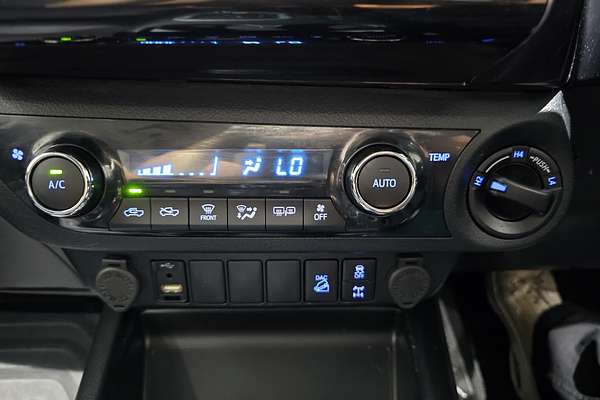 2021 Toyota Hilux SR5 GUN126R 4X4