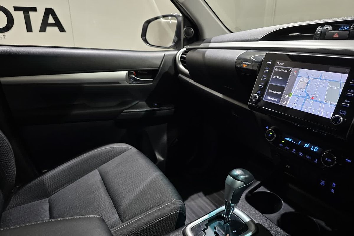2021 Toyota Hilux SR5 GUN126R 4X4