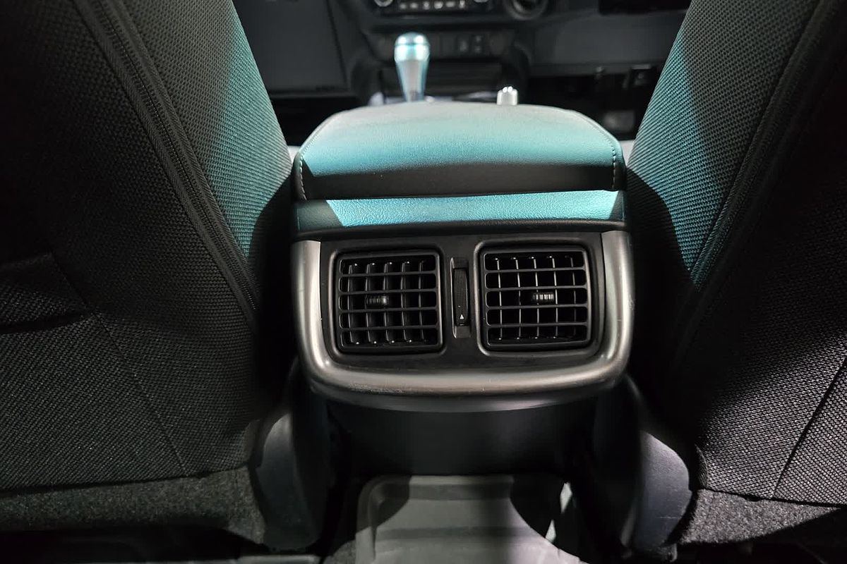 2021 Toyota Hilux SR5 GUN126R 4X4