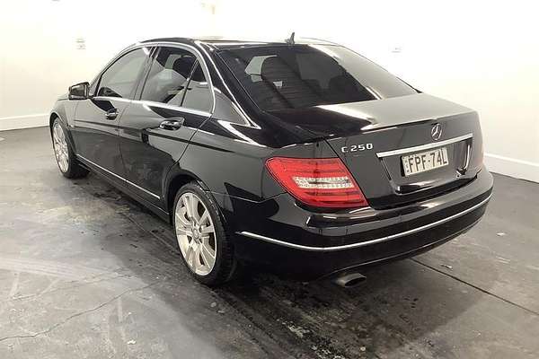 2012 Mercedes-Benz C-Class C250 BlueEFFICIENCY Avantgarde W204