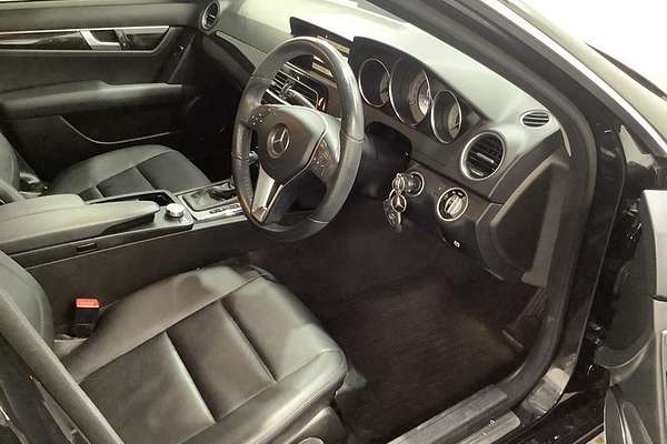 2012 Mercedes-Benz C-Class C250 BlueEFFICIENCY Avantgarde W204