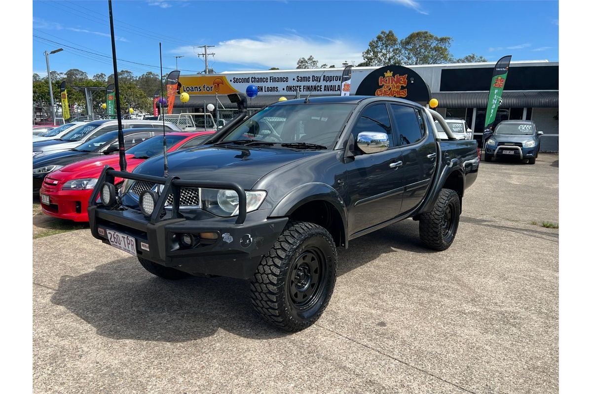 2013 Mitsubishi Triton GLX-R MN 4X4