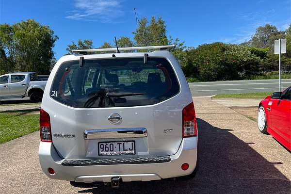 2010 Nissan Pathfinder ST R51
